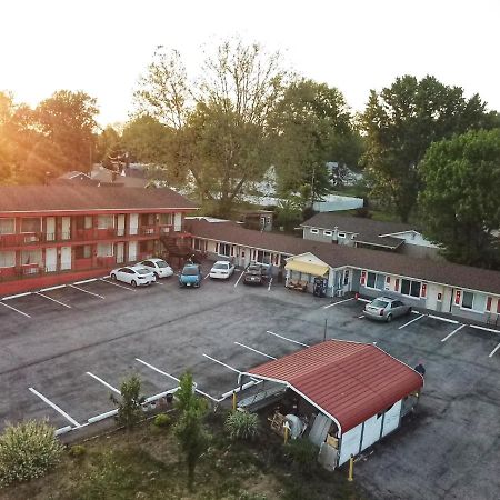 American Inn Washington Exterior photo